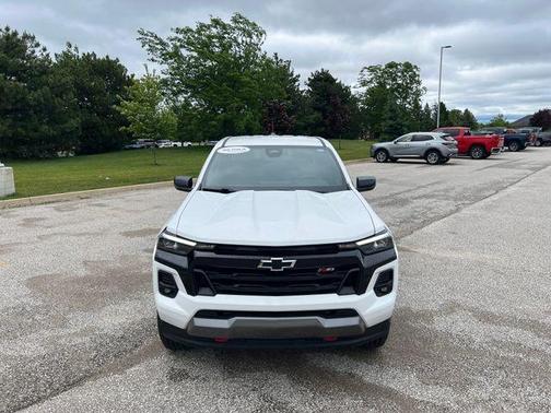 Summit White 2023 Chevrolet Colorado Z71