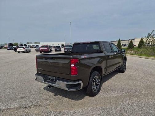 Harvest Gold / Bronze 2024 Chevrolet Silverado 1500 LT