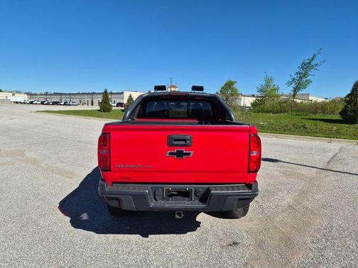 Red 2018 Chevrolet Colorado ZR2