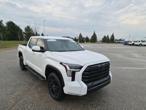 Ice 2026 Toyota Tundra SR5