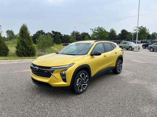 Nitro Yellow 2024 Chevrolet Trax 2RS