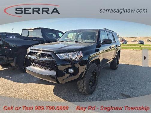 Midnight Black Metallic 2016 Toyota 4Runner SR5
