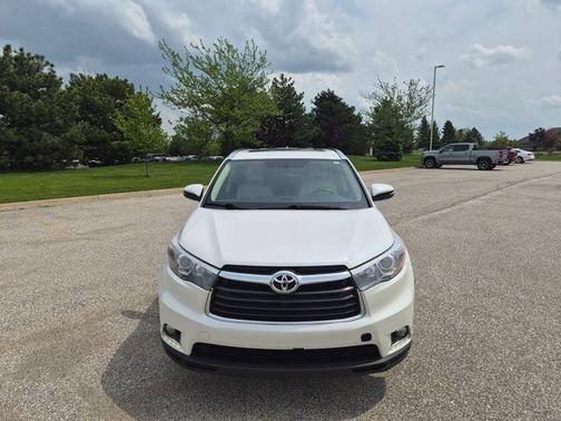 Blizzard Pearl 2015 Toyota Highlander Limited
