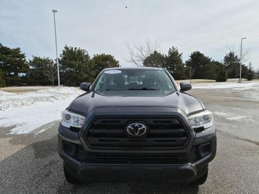 2018 Toyota Tacoma SR
