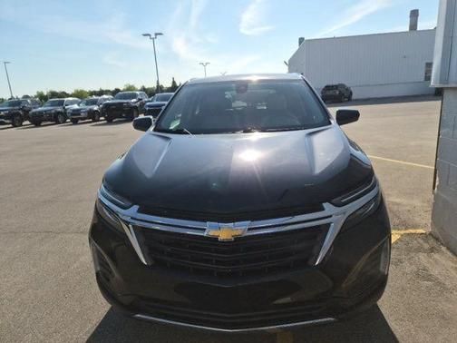 Mosaic Black Metallic 2024 Chevrolet Equinox LT