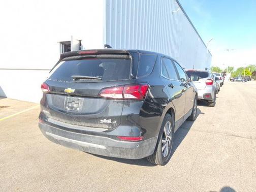 Mosaic Black Metallic 2024 Chevrolet Equinox LT
