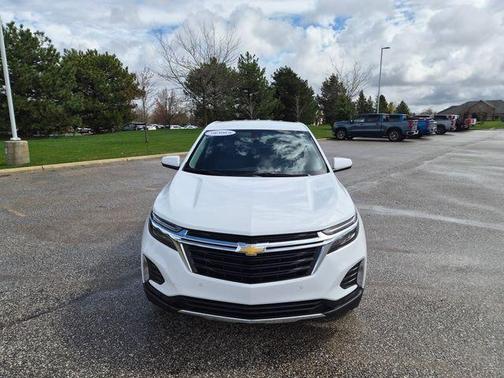 Summit White 2024 Chevrolet Equinox LT