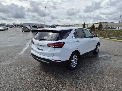 Summit White 2024 Chevrolet Equinox LT