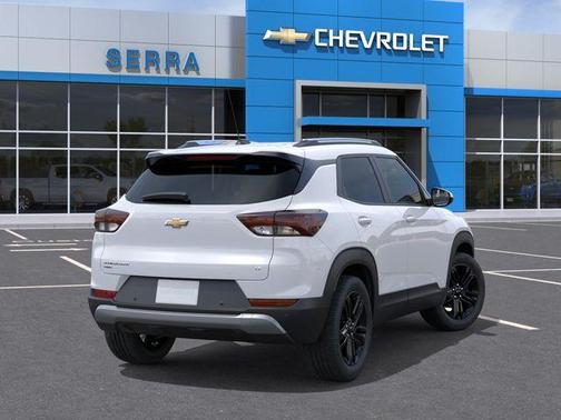 Summit White 2026 Chevrolet Trailblazer LT