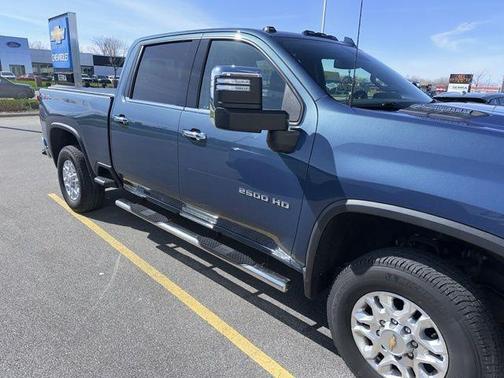 Lakeshore Blue Metallic 2024 Chevrolet Silverado 2500 LTZ