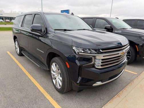 Midnight Blue Metallic 2022 Chevrolet Suburban High Country