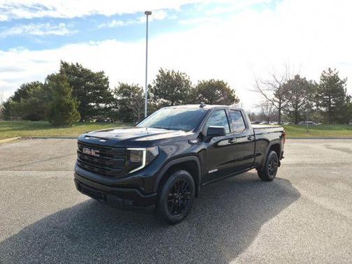 Onyx Black 2025 GMC Sierra 1500 Elevation