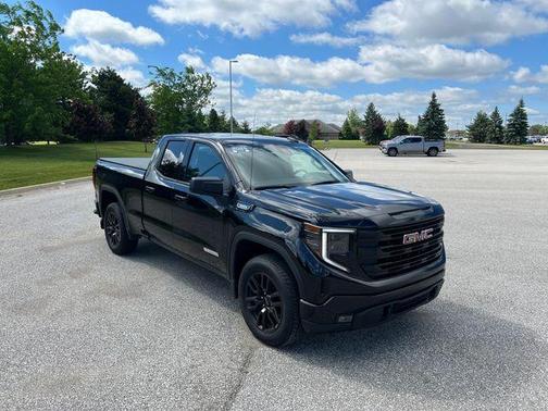 Onyx Black 2025 GMC Sierra 1500 Elevation