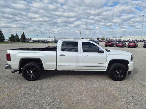 White 2016 GMC Sierra 1500 Denali