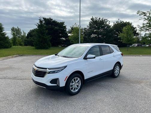Summit White 2024 Chevrolet Equinox LT
