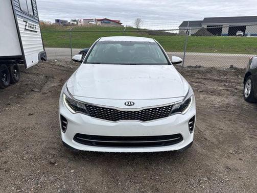 Snow White Pearl 2016 Kia Optima SX Turbo