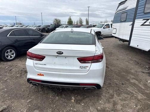 Snow White Pearl 2016 Kia Optima SX Turbo