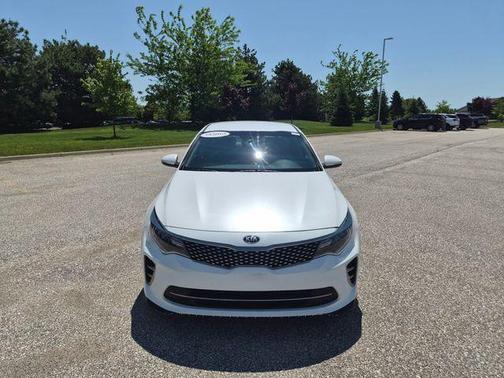 Snow White Pearl 2016 Kia Optima SX Turbo