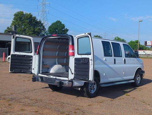 2023 GMC Savana 2500 Work Van