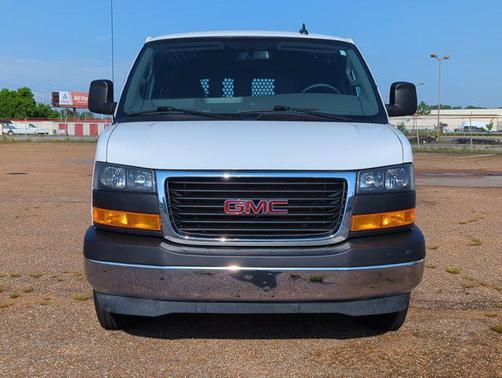 2023 GMC Savana 2500 Work Van