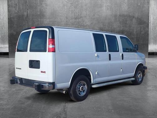 2023 GMC Savana 2500 Work Van