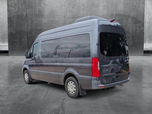 2022 Mercedes-Benz Sprinter 2500 Standard Roof