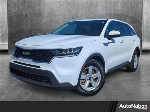 2022 Kia Sorento LX