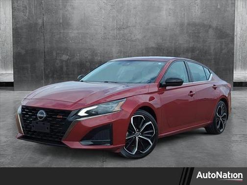 2023 Nissan Altima SR FWD