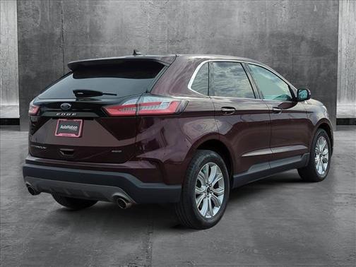 2023 Ford Edge Titanium