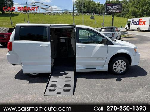 Bright White Clearcoat 2016 Dodge Grand Caravan AVP/SE