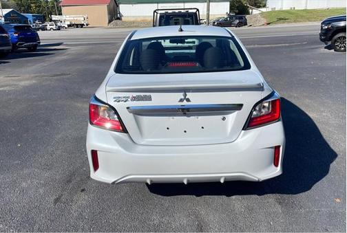 2022 Mitsubishi Mirage G4 ES