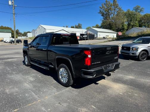 2022 Chevrolet Silverado 2500 High Country