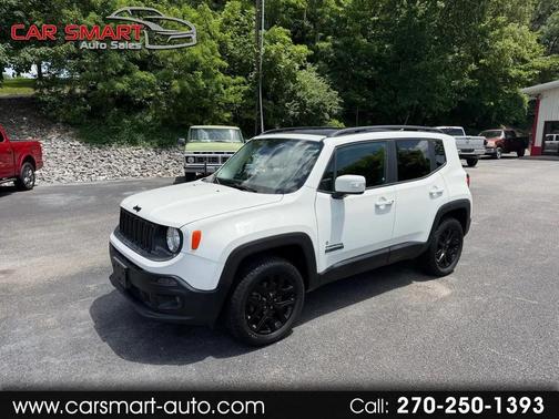 Alpine White 2017 Jeep Renegade Latitude