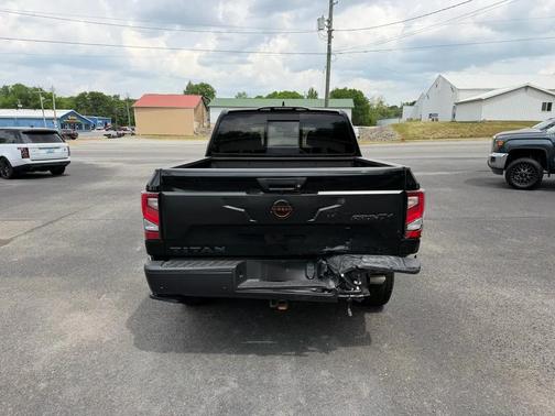 Super Black 2023 Nissan Titan PRO-4X