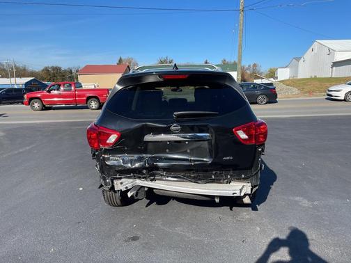 2019 Nissan Pathfinder S