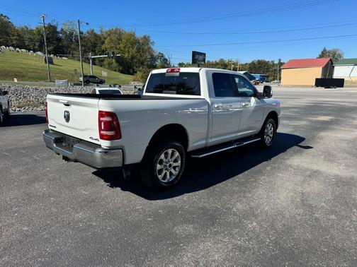 2023 RAM 2500 Laramie Crew Cab 4x4 6'4' Box