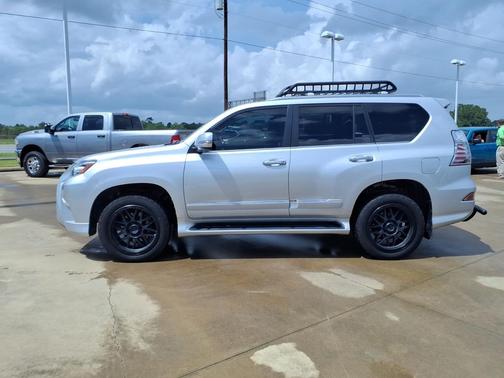 Silver Lining Metallic 2019 Lexus GX 460 Premium