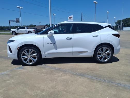 Summit White 2019 Chevrolet Blazer Premier