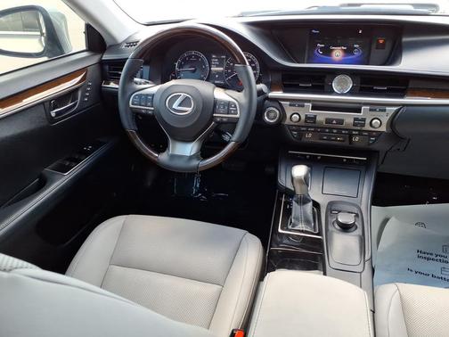 Silver 2017 Lexus ES 350 Base