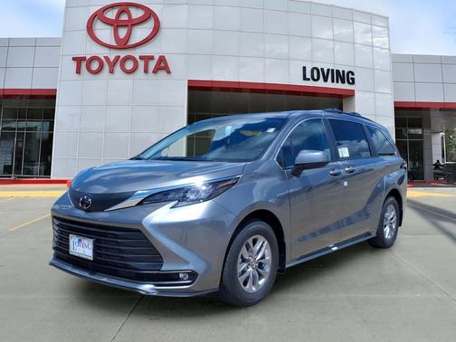 Heavy Metal 1l5 2026 Toyota Sienna XLE