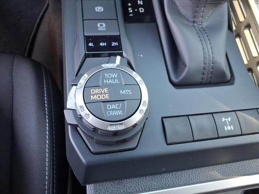 2026 Toyota Tacoma Hybrid TRD Off Road