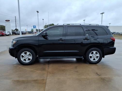 2019 Toyota Sequoia SR5