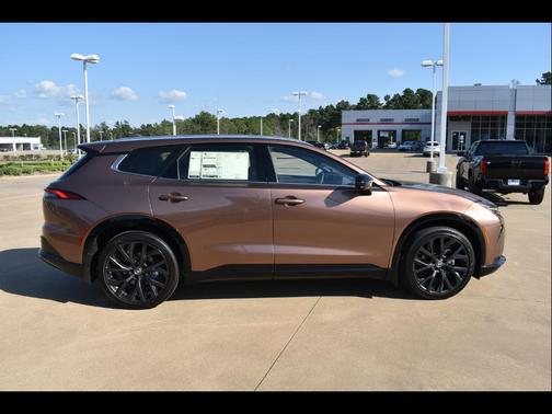 2025 Toyota Crown Signia Limited