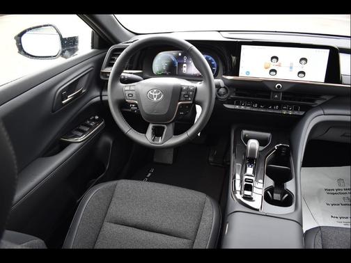 Oxygen White 2024 Toyota Crown XLE