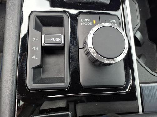 2023 Toyota Tundra Platinum