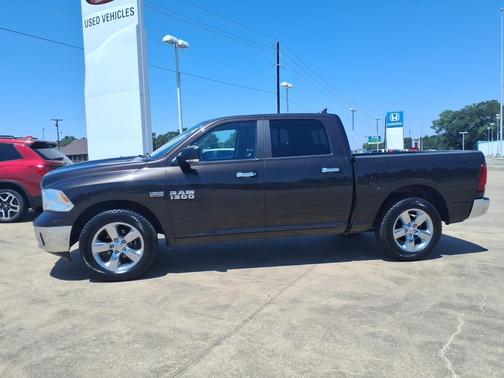 Luxury Brown Pearlcoat 2017 RAM 1500 Lone Star