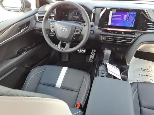 Underground 2026 Toyota Camry SE