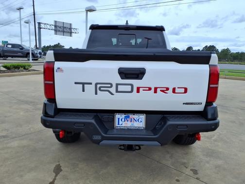 Ice Cap w/Black Roof 2026 Toyota Tacoma TRD Pro