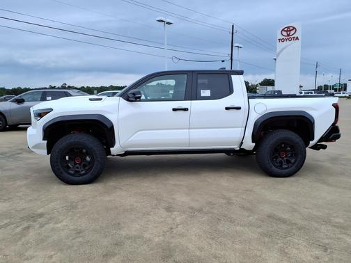 Ice Cap w/Black Roof 2026 Toyota Tacoma TRD Pro