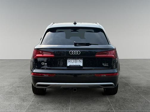 2018 Audi Q5 2.0T Premium Plus